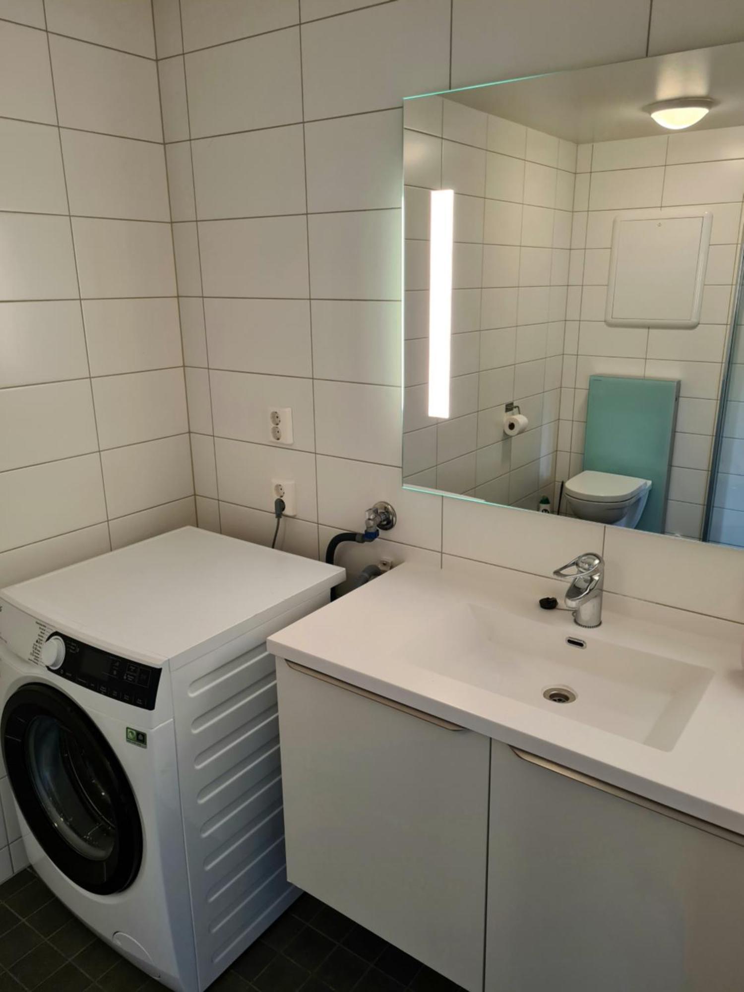 Moderne Toppleilighet, *