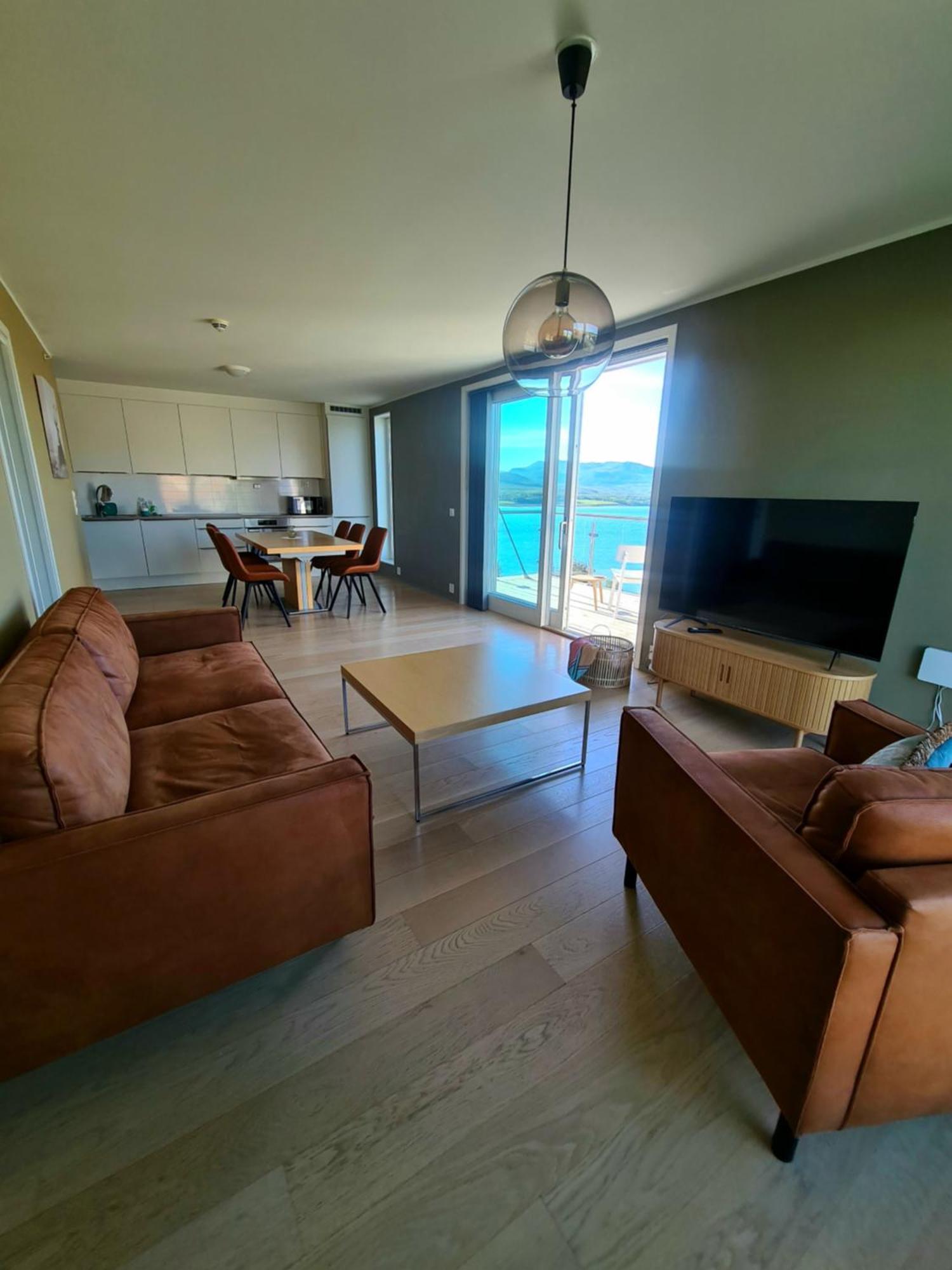Moderne Toppleilighet, Apartment